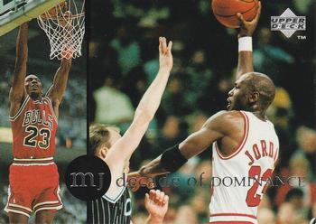 1994-95 Collector's Choice Spanish - Michael Jordan Rare Air Decade of Dominance #J9 Michael Jordan Front