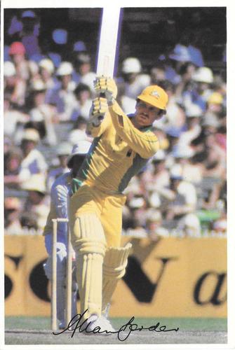 1981 Scanlens Cricket Super Star #16 Allan Border Front
