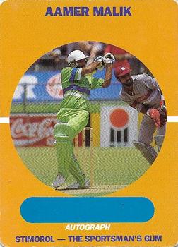 1989-90 Scanlens Stimorol Cricket #61 Aamer Malik Front