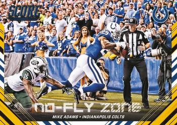2016 Score - No Fly Zone Gold #10 Mike Adams Front