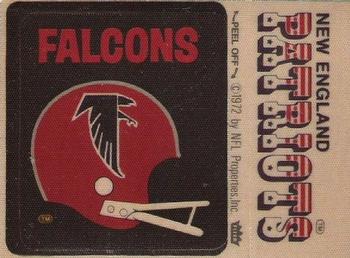 1975 Fleer Football Patches #NNO Atlanta Falcons Helmet / New England Patriots Name Front