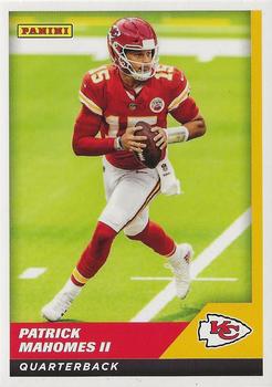2021 Panini Sticker & Card Collection - Cards #32 Patrick Mahomes II Front