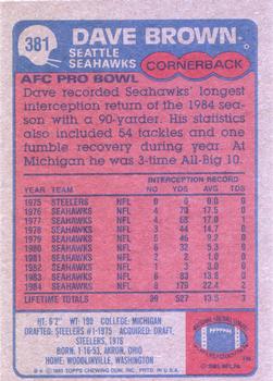 1985 Topps #381 Dave Brown Back