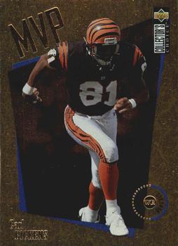 1996 Collector's Choice - MVPs Gold #M9 Carl Pickens Front
