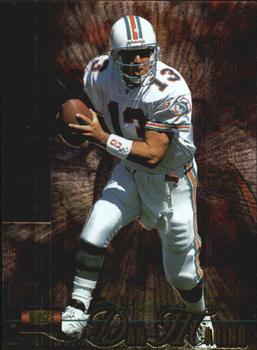 1995 Classic Images Limited #4 Dan Marino Front