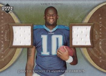 2007 Upper Deck Artifacts - Photo Shoot Flashback Fabrics Green #PSF-VY Vince Young Front