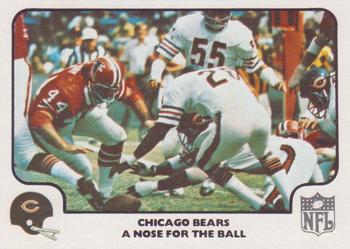 1977 Fleer Team Action #32 A Nose for the Ball Front
