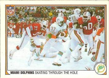 1983 Fleer Team Action #29 Skating Through the Hole Front