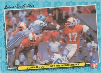 1986 Fleer Team Action #24 Going All Out to Get the Quarterback Front