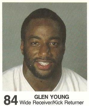 1985 Coke/Mr. Hero Cleveland Browns #NNO Glen Young Front