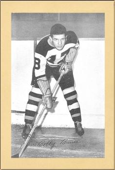 1934-43 Bee Hive Hockey Photos (Group 1) #NNO Bobby Bauer Front