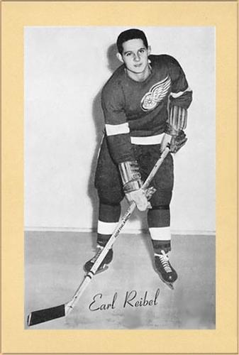 1944-64 Bee Hive Hockey Photos (Group 2) #NNO Earl Reibel Front