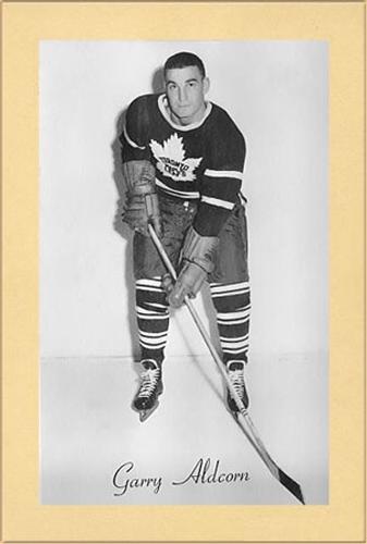 1944-64 Bee Hive Hockey Photos (Group 2) #NNO Gary Aldcorn Front