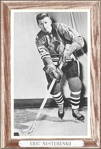 1964-67 Bee Hive Hockey Photos (Group 3) #NNO Eric Nesterenko Front