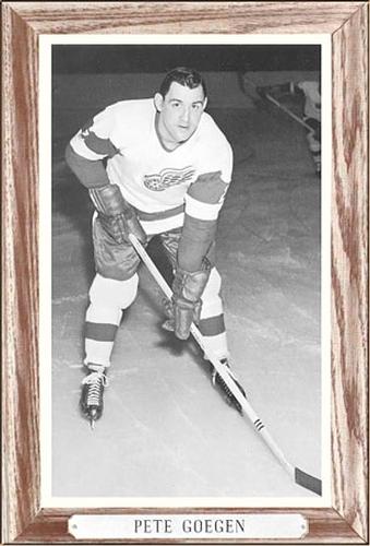 1964-67 Bee Hive Hockey Photos (Group 3) #NNO Pete Goegan Front