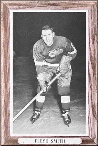 1964-67 Bee Hive Hockey Photos (Group 3) #NNO Floyd Smith Front