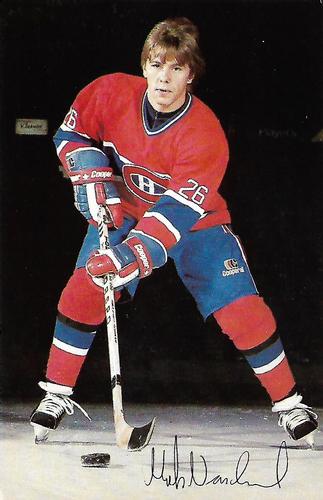 1983-84 Montreal Canadiens #NNO Mats Naslund Front