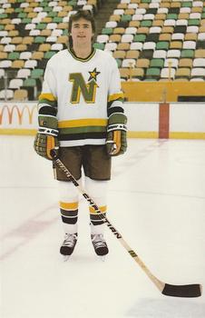 1984-85 Minnesota North Stars Postcards #NNO Neal Broten Front