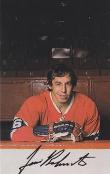 1974-75 Montreal Canadiens Postcards #NNO Jim Roberts  Front