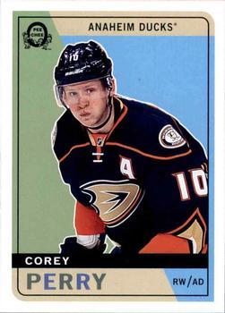 2017-18 O-Pee-Chee - Retro Blank Back #NNO Corey Perry Front