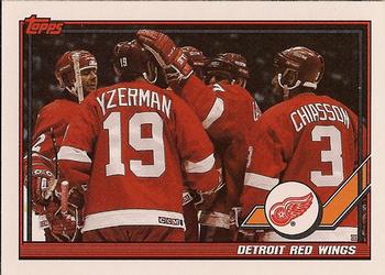 1991-92 Topps #60 Detroit Red Wings Front