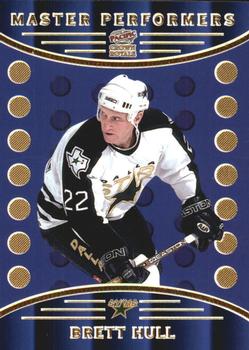 1998-99 Pacific Crown Royale - Master Performers #7 Brett Hull Front