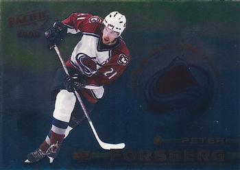 1999-00 Pacific - Home and Away #4 Peter Forsberg Front