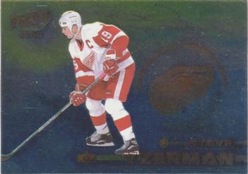 1999-00 Pacific - Home and Away #7 Steve Yzerman Front