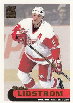 1999-00 Pacific Paramount - Gold #83 Nicklas Lidstrom Front