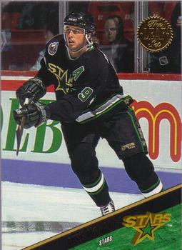 1993-94 Leaf #202 Mike Modano Front