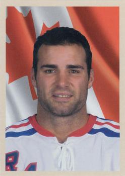 2001-02 Parkhurst - Waving the Flag #7 Eric Lindros Front