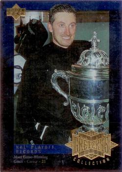 1995-96 Upper Deck - Wayne Gretzky's Record Collection #G11 Wayne Gretzky Front