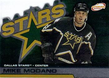 2002-03 Pacific Atomic #33 Mike Modano Front
