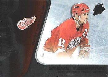 2002-03 Pacific Quest for the Cup #37 Steve Yzerman Front