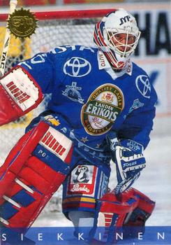 1995-96 Leaf Sisu SM-Liiga (Finnish) #56 Ari-Pekka Siekkinen Front
