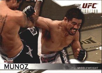 2010 Topps UFC Knockout - Gold #96 Mark Munoz Front