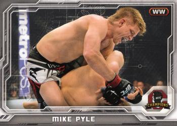 2014 Topps UFC Champions #33 Mike Pyle Front