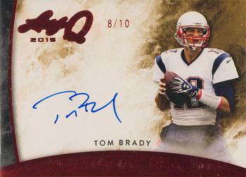 2015 Leaf Q - Autographs Red #A-TB2 Tom Brady Front