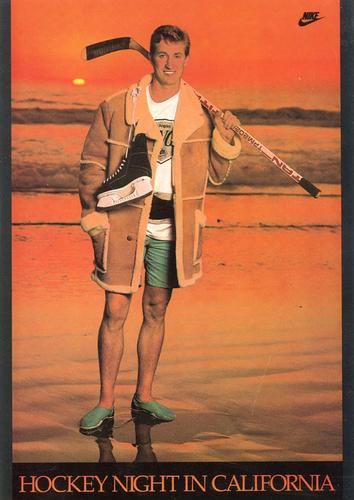 1982-92 Nike Poster Cards #290886 Wayne Gretzky Front