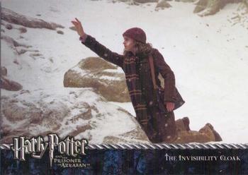 2004 Cards Inc. Harry Potter and the Prisoner of Azkaban #43 The Invisibility Cloak Front