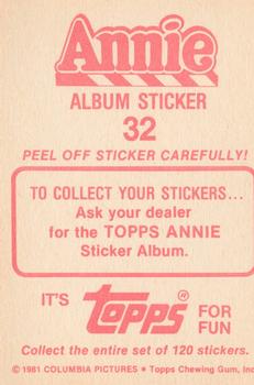 1982 Topps Annie Stickers #32 Annie Album Sticker 32 Back