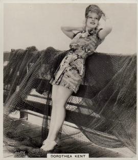 1939 Ardath Photocards - Group M (Large) #NNO Dorothea Kent Front