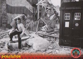 2015 Unstoppable Cards Doctor Who & the Daleks Invasion Earth 2150 A.D. #21 Devastation Front