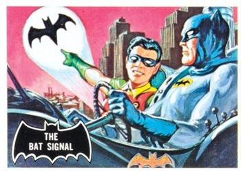 1966 Topps Batman (Black Bat Logo) #3 The Bat Signal Front