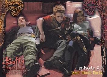 1999 Inkworks Buffy the Vampire Slayer Season 3 #5 Kicking Undead Booty Front