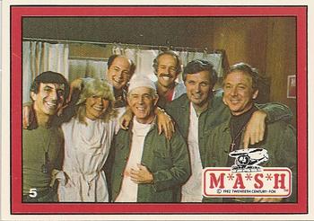 1982 Donruss M*A*S*H #5 Cast photo, pre-op Front