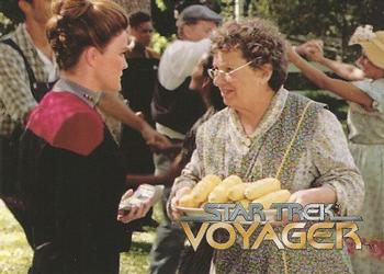 1995 SkyBox Star Trek: Voyager Season One Series One #27 Homespun Mystery Front