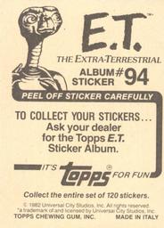 1982 Topps E.T. The Extraterrestrial Album Stickers #94 Watching the pickup (top) Back