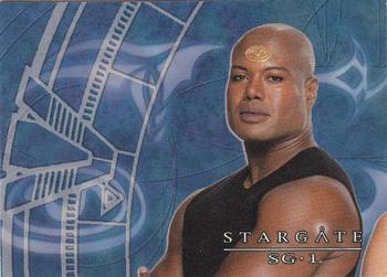 2006 Rittenhouse Stargate SG-1 Season 8 #1 (Title triptych: Teal'c) Front