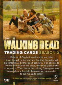 2012 Cryptozoic Walking Dead Season 2 #32 Down a Well Back